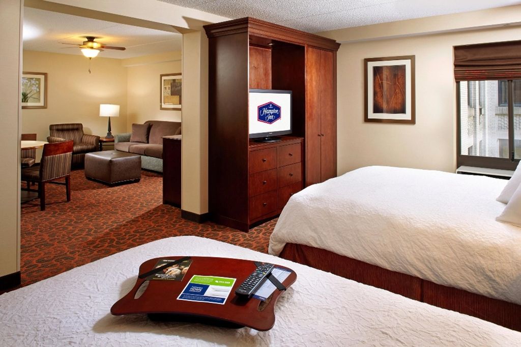 Hampton Inn Cleveland-Downtown Bilik gambar